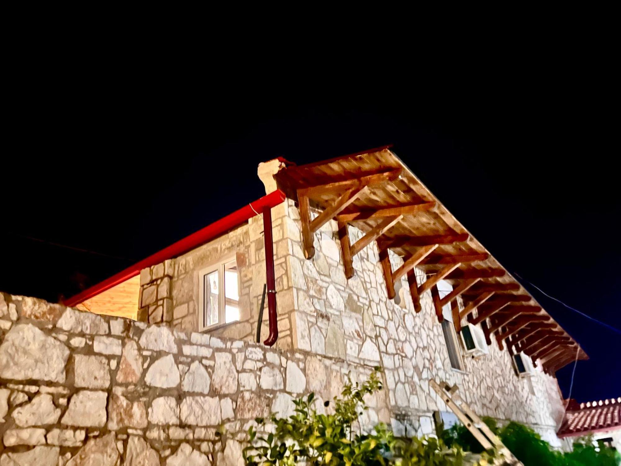 Jardin Miraculeux Hotel Himarë Eksteriør billede