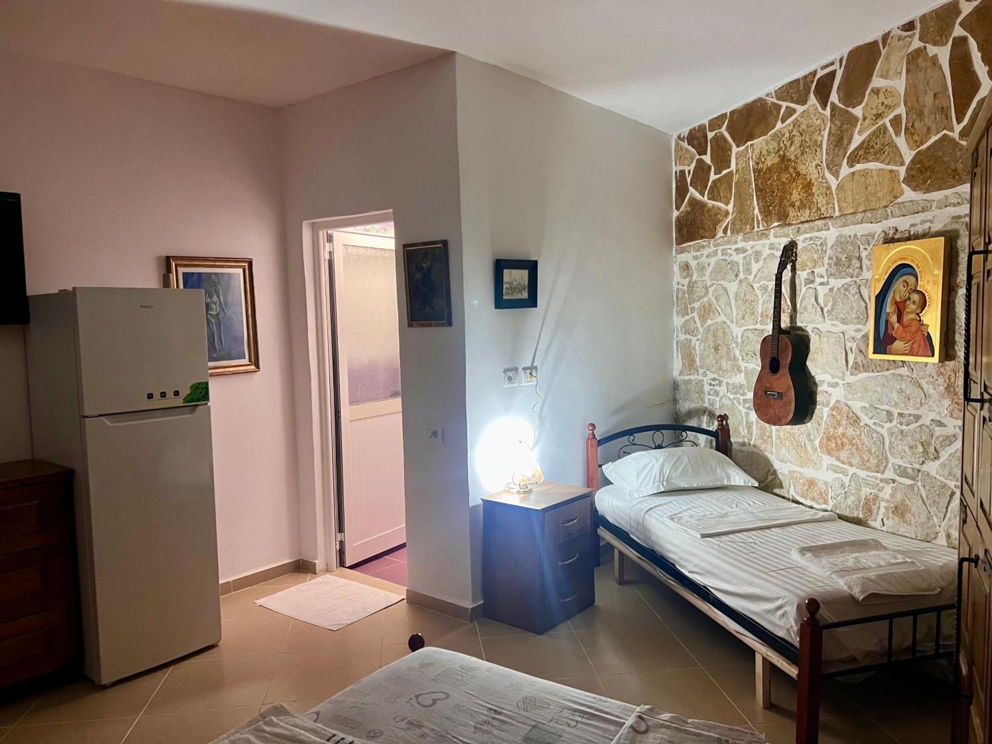 Jardin Miraculeux Hotel Himarë Eksteriør billede
